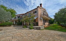 Apartments Josip