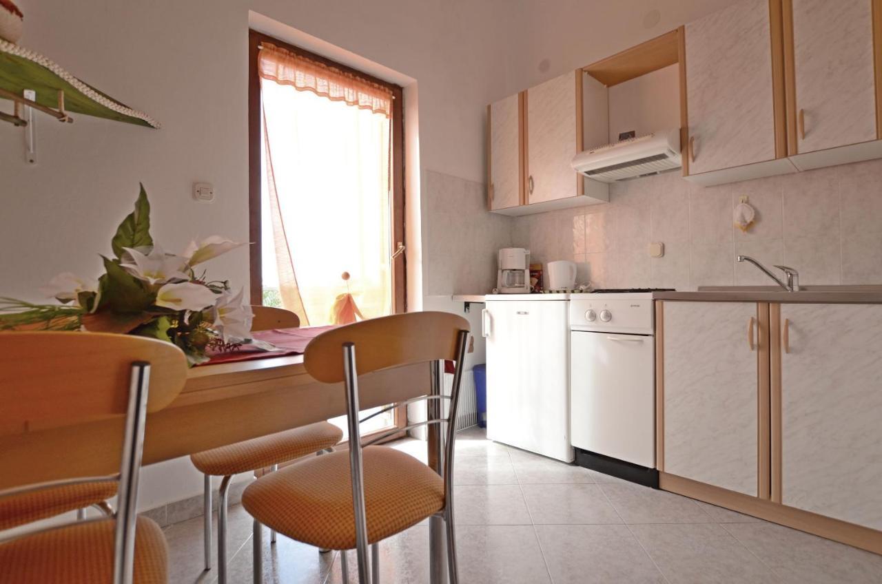 Apartments Josip Pavicini Exterior foto