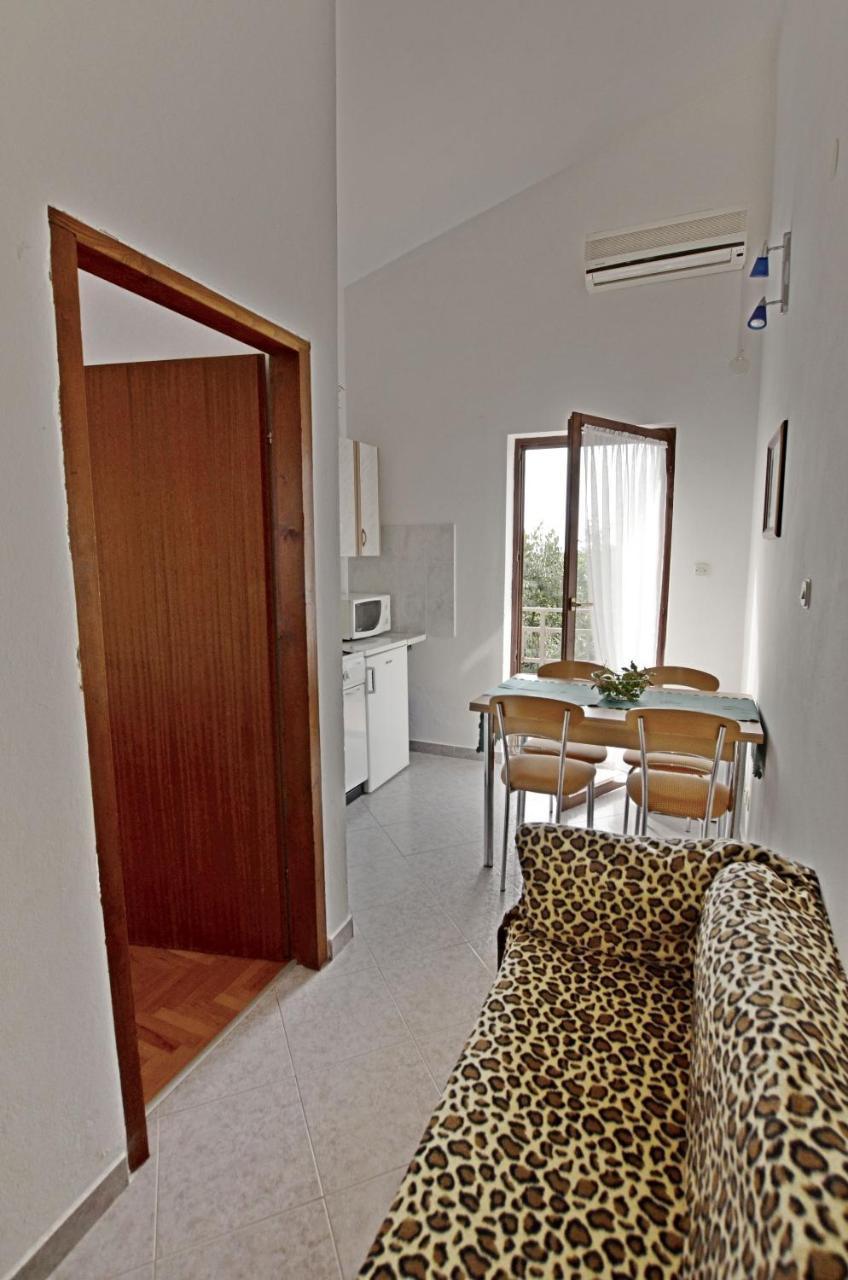 Apartments Josip Pavicini Exterior foto